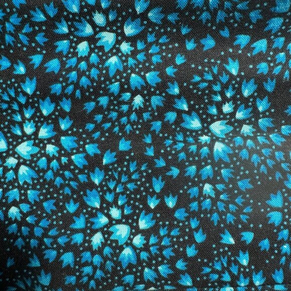 Quilt Fabric Vintage 8 Fat Quarters Blue #11 - Picture 3 of 9